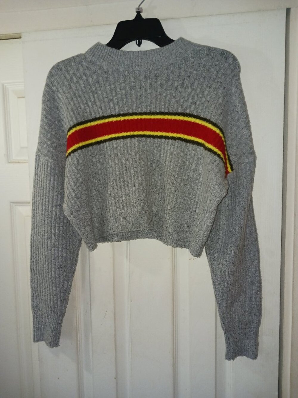 Forever 21 Gray Cropped Sweater Red & Yellow Stripe Size L